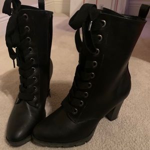 Black boots brand new